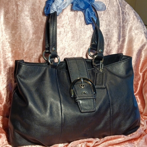 Coach Handbags - COPY - GUC COACH LEATHER HANDBAG K1193